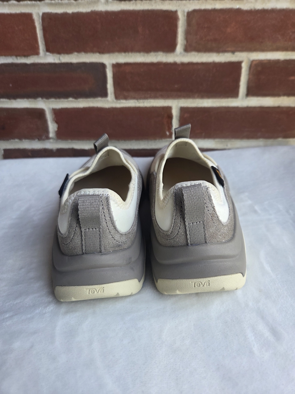 Teva Hurricane Daybreaker Slip-On Desert Taupe Suede Shoes Women's Size 7 - Picture 11 of 12